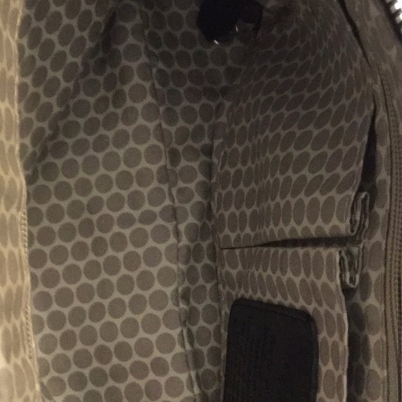 Gorgeous BRIGHTON BAG. Black w/Brown Patent Croc - Picture 5 of 6